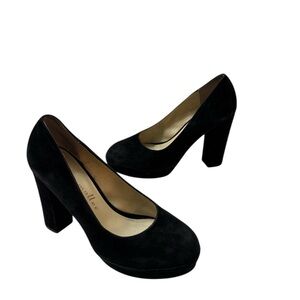 Bettye by Bettye Muller Black Suede Round Chunky Heels Toe Pump Shoes